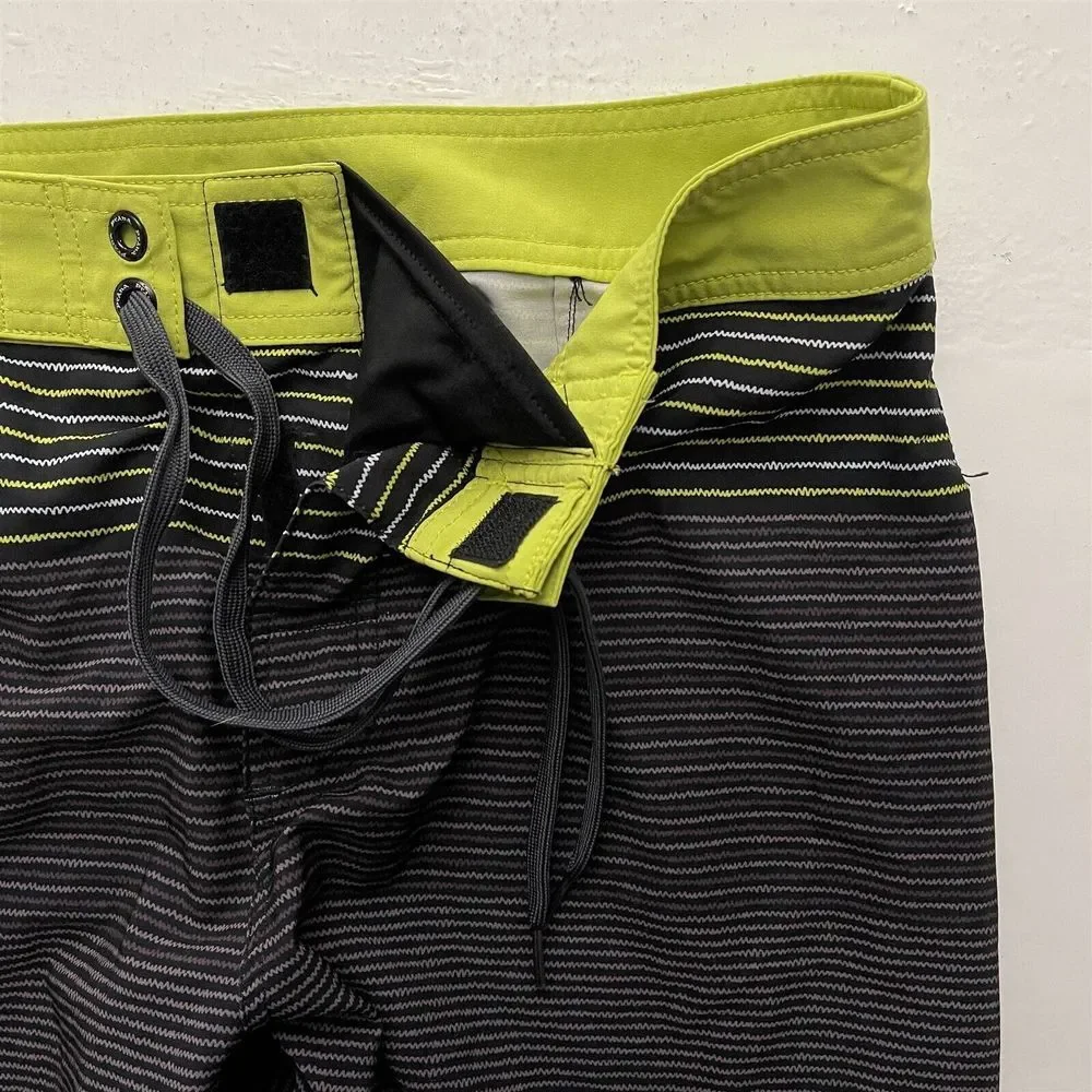 prAna 30 x‎ 10" Gray Striped Drawstring Performance Flex Board Shorts_4